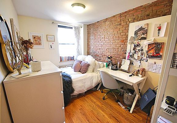 4th image of 91 2nd Ave APT 2F