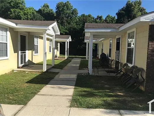 2 bed, $1,000 — Photo 3