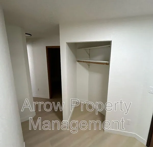 205 E Arbor Ave #310G — Photo 8