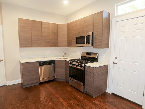 3rd image of 2943 W Diversey Ave #1EAST