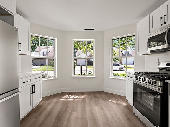 4th image of 7496 Wood Ct