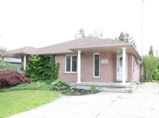 8 Hawk St, Brant, ON N0E1N0