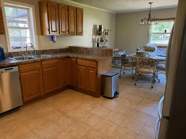 1112 E Rice Ln, Richmond, KY 40475