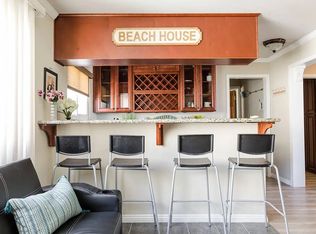 248 Nieto Ave #C, Long Beach, CA 90803
