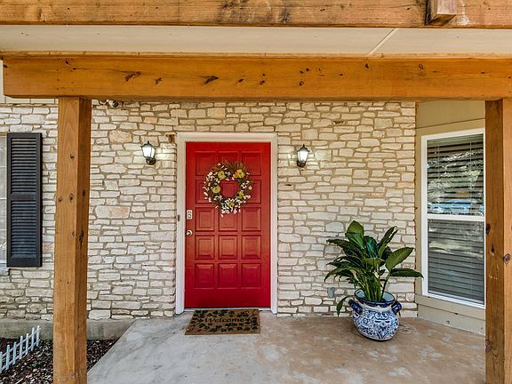 4th image of 2222 Pipestone Dr