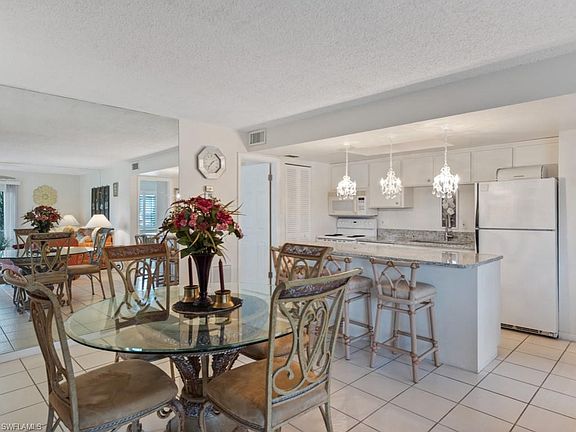 2nd image of 232 Palm Dr #47-1