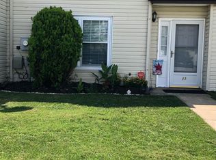 11 Ross Ct, Newark, DE 19702