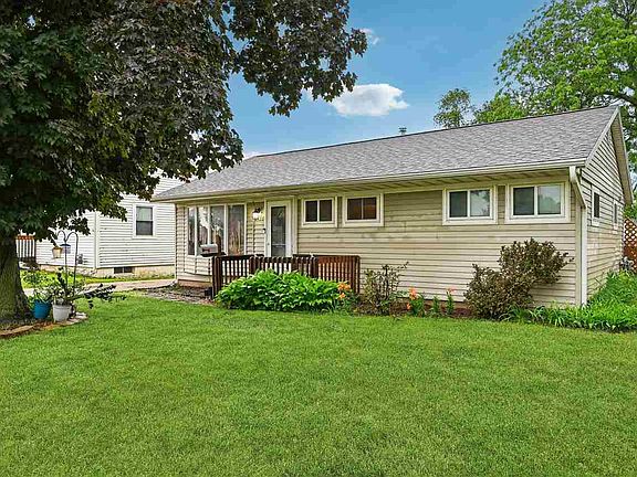 2nd image of 2430 3rd Ave