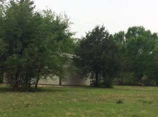 703 Walnut St, Halstead, KS 67056