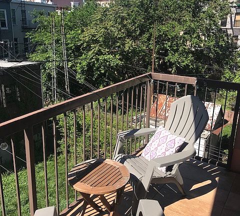5th image of 186 Green St #3R