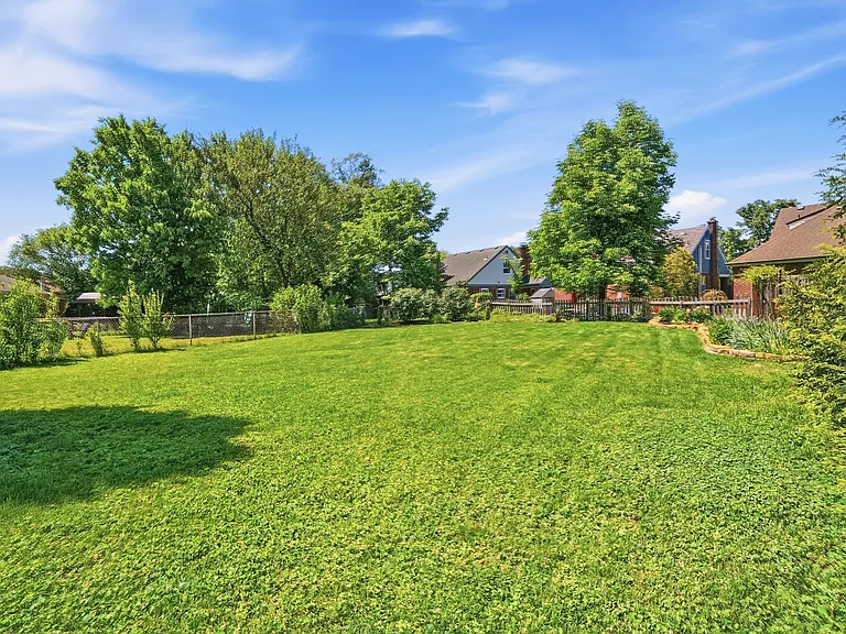 4157 Paxton Woods Ln — Photo 48