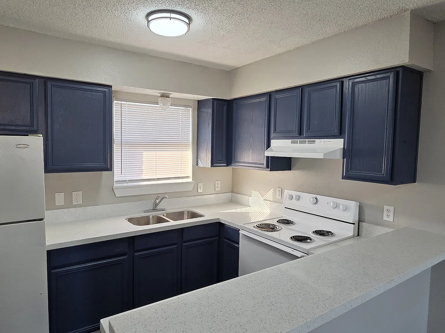 Northridge Apartments — Photo 2