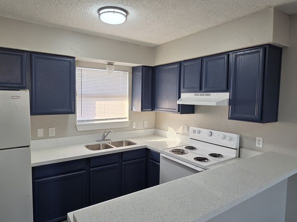 2710 Los Amigos Dr APT 44