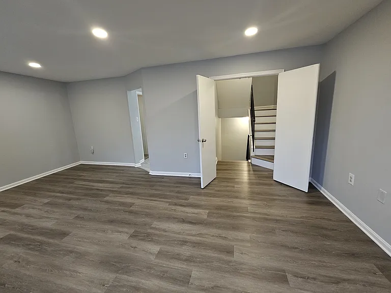 12167 Old Salem Ct — Photo 14