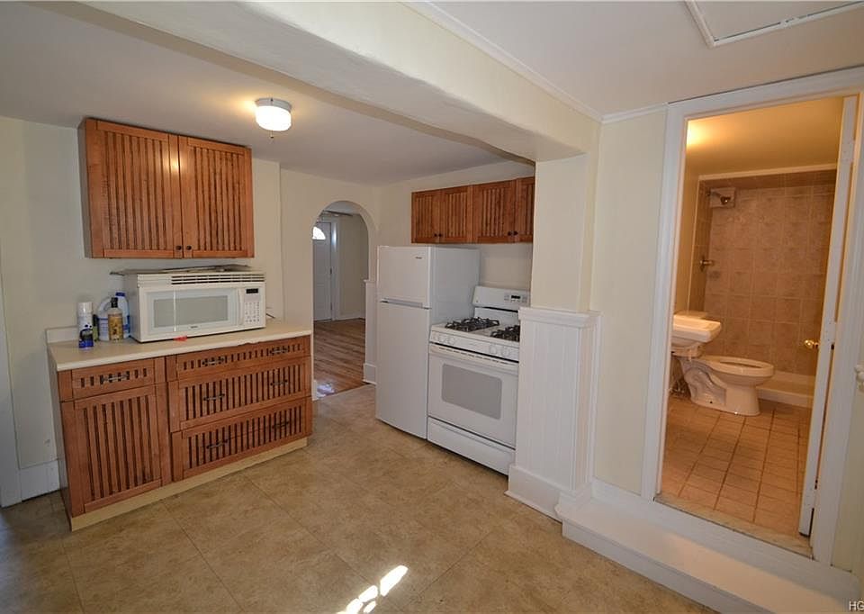 1st image of 566 Piermont Ave