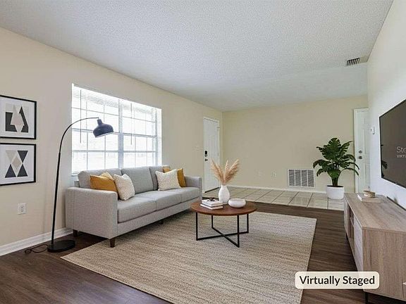 2nd image of 7338 Coventry Dr