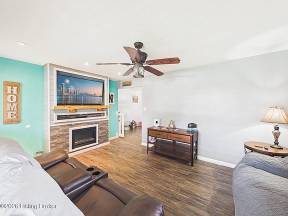 4th image of 5129 Doyle Dr