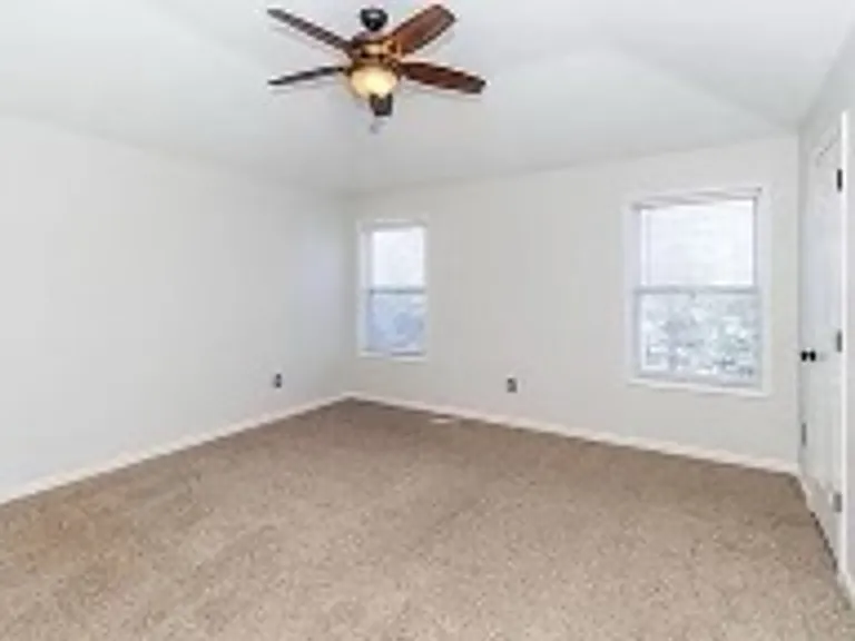 2300 S Hastings Ct — Photo 13