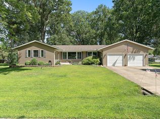 2382 Dakota St, Chesterton, IN 46304