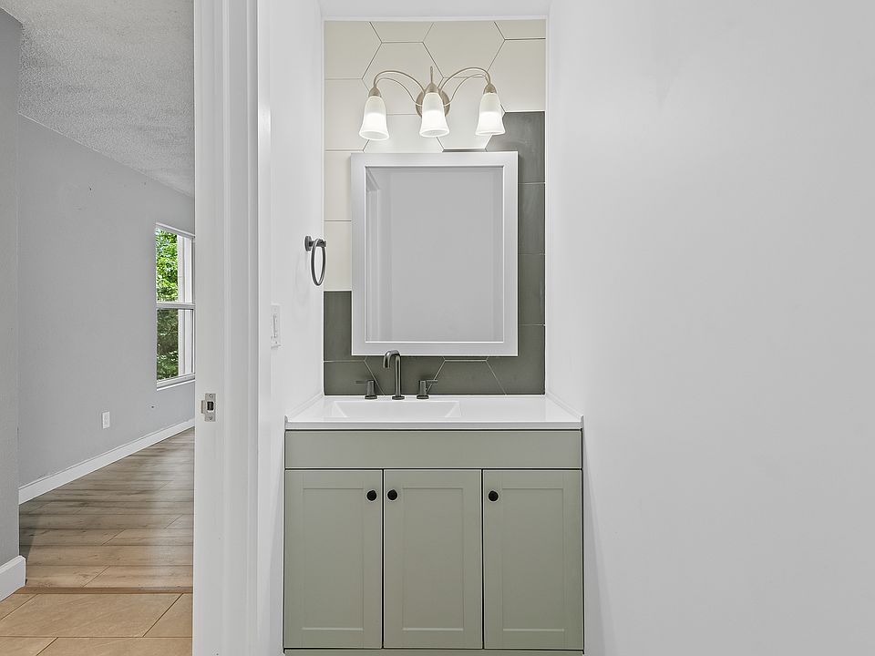 1st image of 1799 N Highland Ave #U45