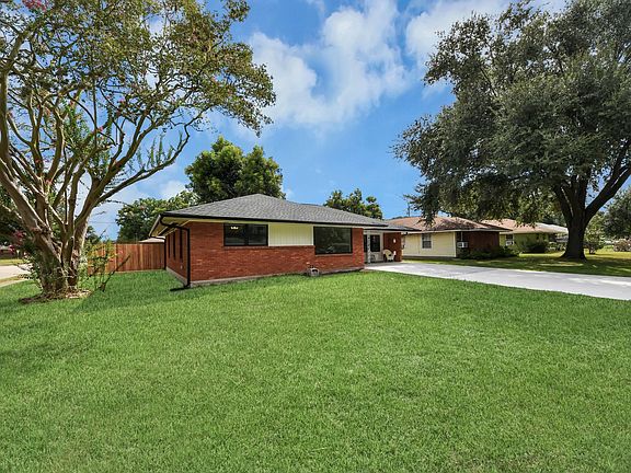 3rd image of 4501 Verdome Ln