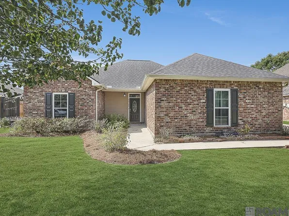 38199 Willow Lake Dr E, Prairieville, LA 70769