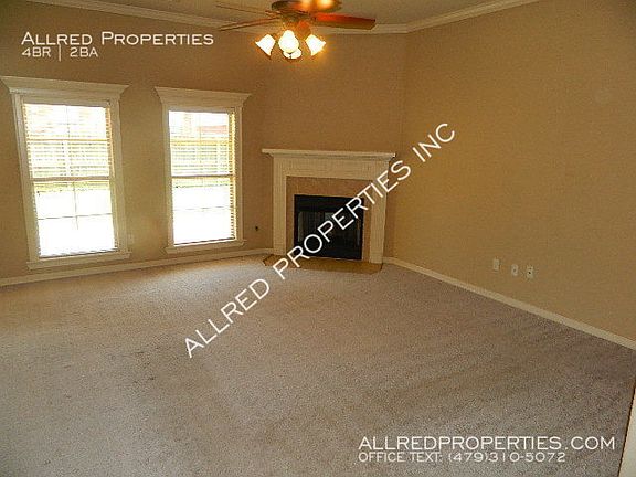 2nd image of 3611 W McLaren Dr