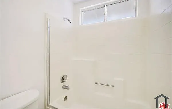 45308 Pickford Ave — Photo 17