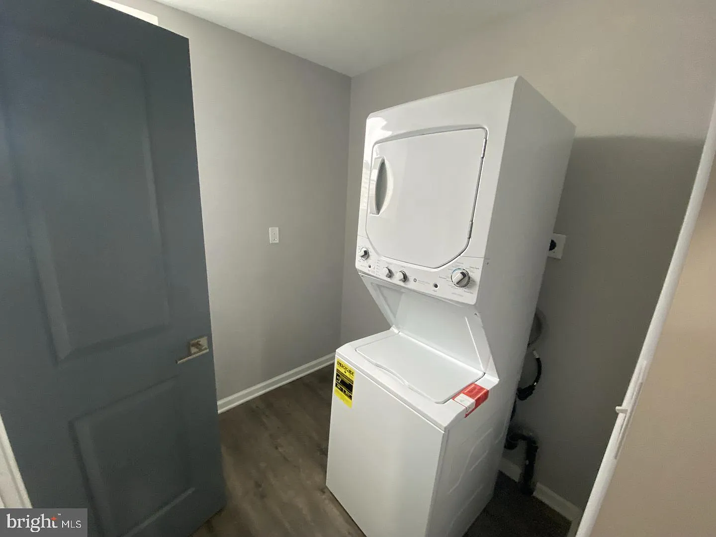 1 bed, 3282 sqft, $1,225 — Photo 4