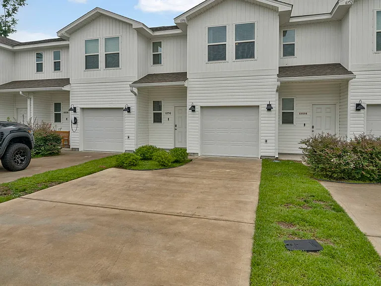 6356 Grove Park Dr — Photo 18