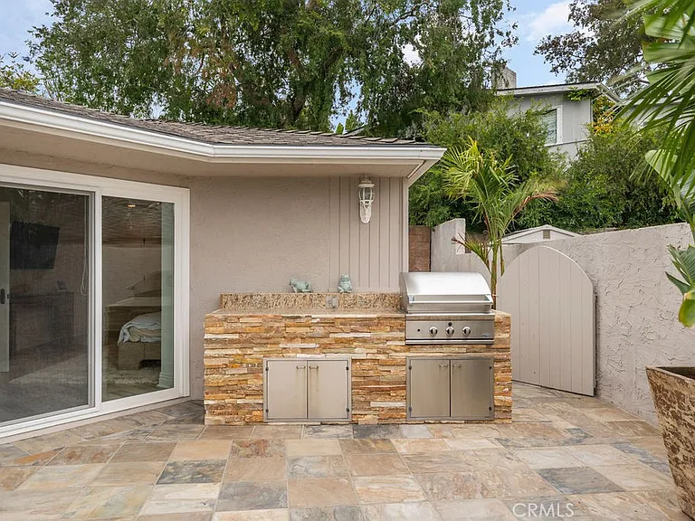 1651 Thurston Dr — Photo 31