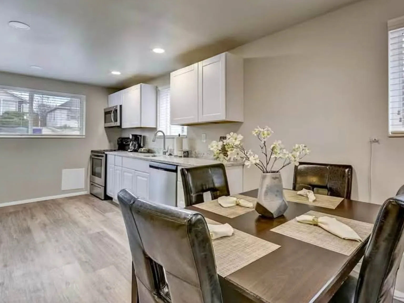 2 bed, 750 sqft, $1,495 — Photo 3