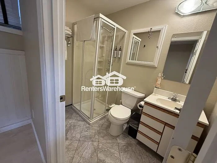 6514 Phinney Ave N #C — Photo 13