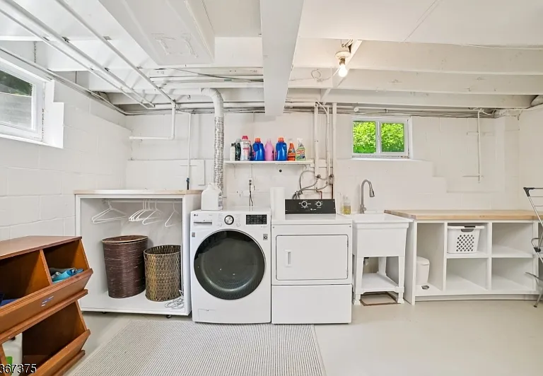415 Fairmount Ave — Photo 24