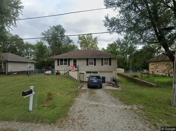 123 NE 981st Rd, Knob Noster, MO 65336