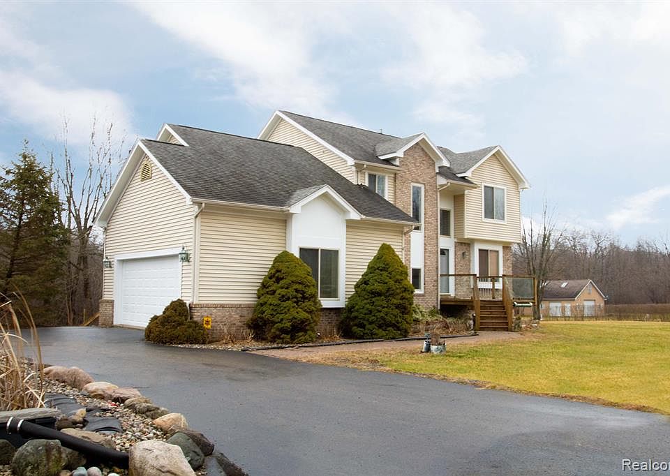 9207 Andersonville Rd, Clarkston, MI 48346 MLS 20230006382 Zillow
