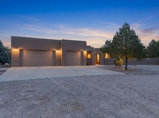 35 Berry Hill Farms Rd, Los Lunas, NM 87031