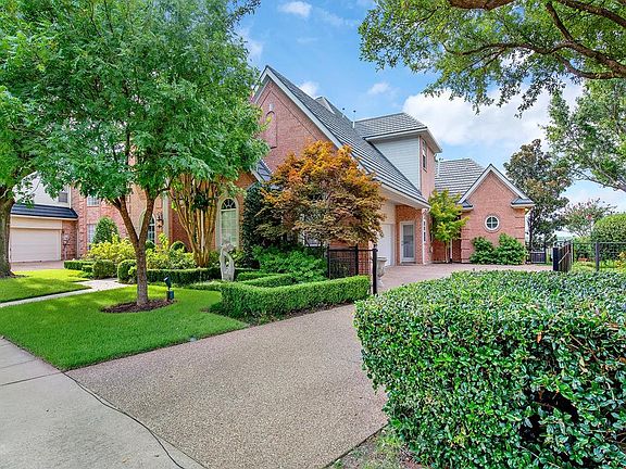 2nd image of 9 Canyon Crest Ct
