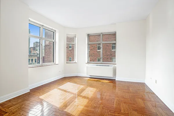 Rented by Douglas Elliman | media 15