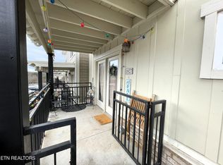 1101 Tree Top Way APT 1827, Knoxville, TN 37920