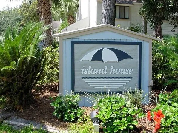 25 Deallyon Ave APT 108, Hilton Head Island, SC 29928