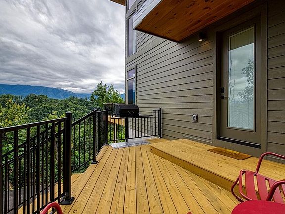 5th image of 840 Sourwood Dr