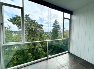 2233 NE 46th St #203, Seattle, WA 98105