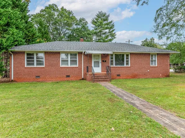 700 Watkins Rd, Greenville, SC 29617