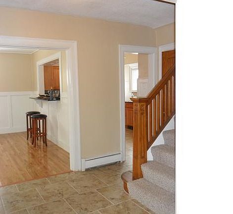 4th image of 4029 McKoon Ave