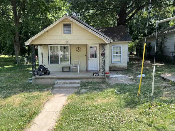 431 Bishop St, Dyersburg, TN 38024