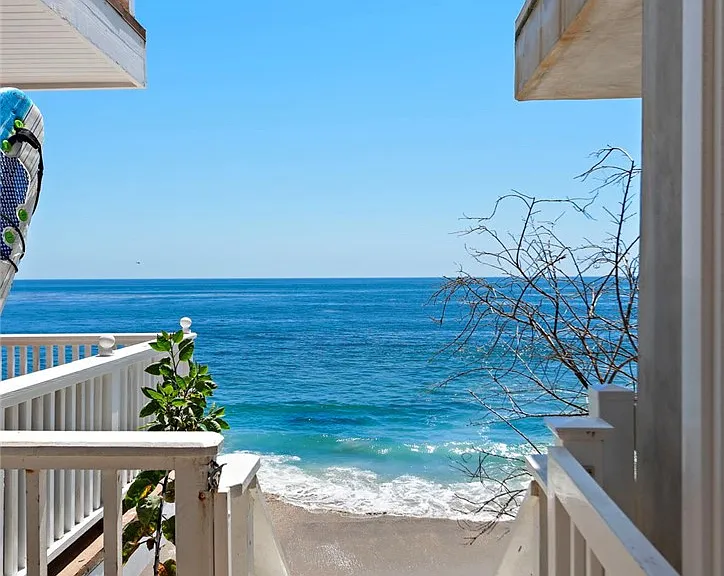1051A Gaviota Dr — Photo 32