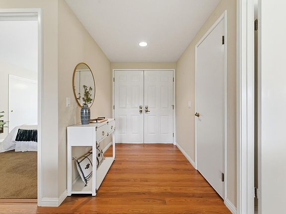 4th image of 347 Twin Lakes Drive