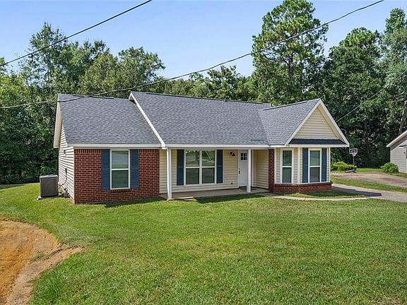 3rd image of 9520 Silverwood Ct