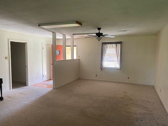 5th image of 1304 S Walnut St